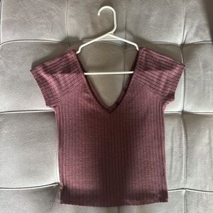 Burgundy ribbed crop top with vneck #croptop - price negotiable moving
